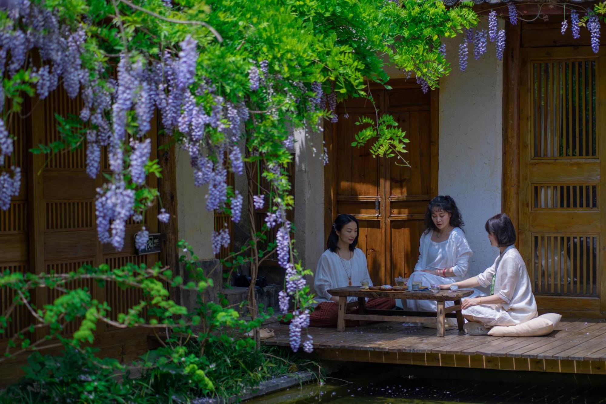 吾爱堂 Lägenhet Lijiang  Exteriör bild